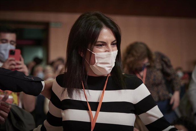 Archivo - La eurodiputada del PSOE, Adriana Maldonado, en el 12 Congreso del PSN, a 23 de octubre de 2021, en Baluarte, Pamplona, Navarra, (España).