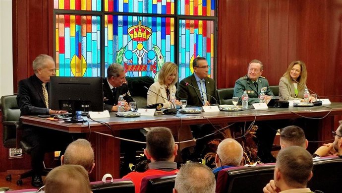 La subdelegada del Gobierno en Huelva, Manuela Parralo, preside el acto del Día de la Seguridad Privada.