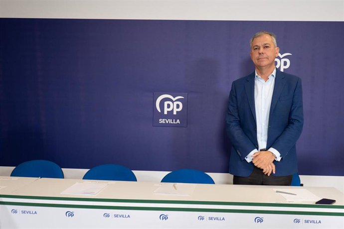 Archivo - El candidato a la Alcaldía de Sevilla, José Luis Sanz, en una imagen de archivo.