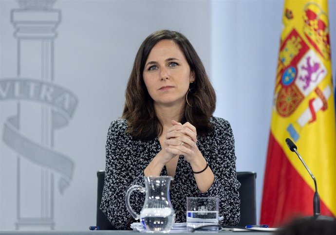 La ministra de Derechos Sociales y Agenda 2030, Ione Belarra, durante la rueda de prensa del Consejo de Ministros.