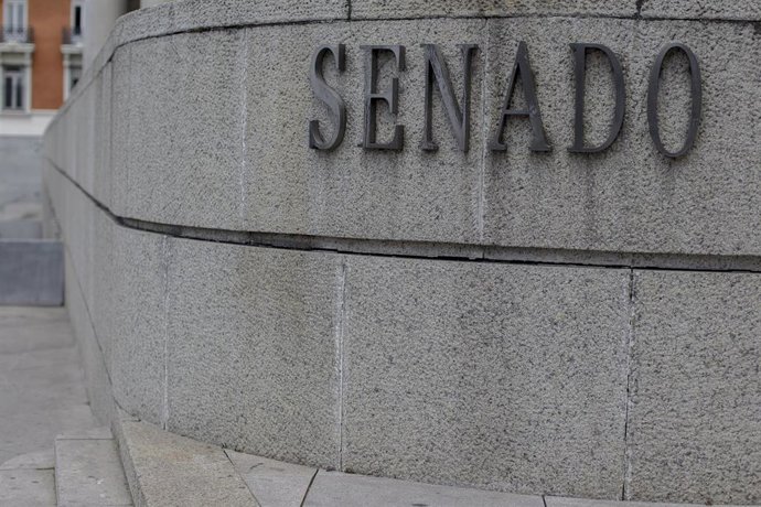 Archivo - Fachada del Senado de España