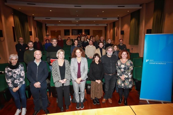 Expertos recomiendan utilizar los verbos "abusar" o "explotar" en lugar de "prostituir" cuando se habla de menores.