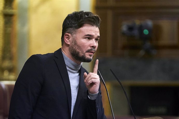 El portavoz de ERC en el Congreso de los Diputados, Gabriel Rufián, interviene durante una sesión plenaria, en el Congreso de los Diputados.