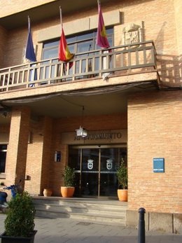 Archivo - Fachada del Ayuntamiento de Miguelturra.