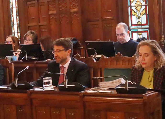 Comparecencia Consejero Industria, Empleo y Promoción Económica, Enrique Fernández.