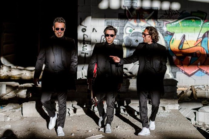 Archivo - Los integrantes de Café Quijano, en una imagen promocional de su nuevo trabajo, 'Manhattan'.