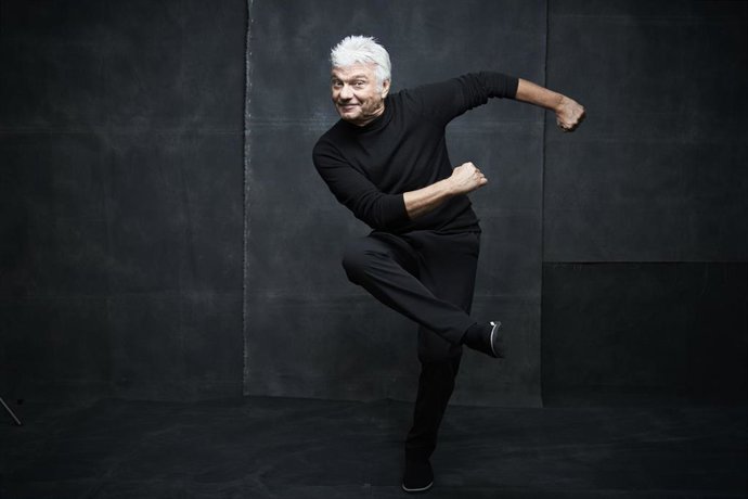 Archivo - El monólogo ¡Por fin solo! y el musical Al calor del cancionero cierran la programación teatral de este año del Teatro Bretón