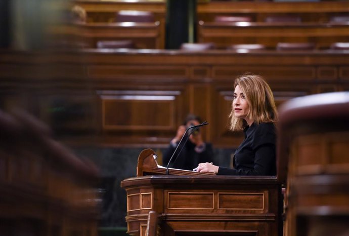 La ministra de Transportes, Movilidad y Agenda Urbana, Raquel Sánchez, en una sesión plenaria en el Congreso de los Diputados, a 22 de noviembre de 2022, en Madrid (España). Los Presupuestos Generales del Estado (PGE) para 2023 llegaron al Pleno del Con
