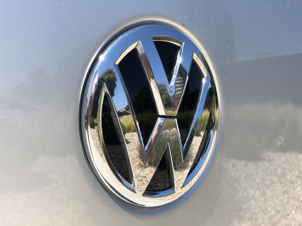 Archivo - Logotipo de Volkswagen 