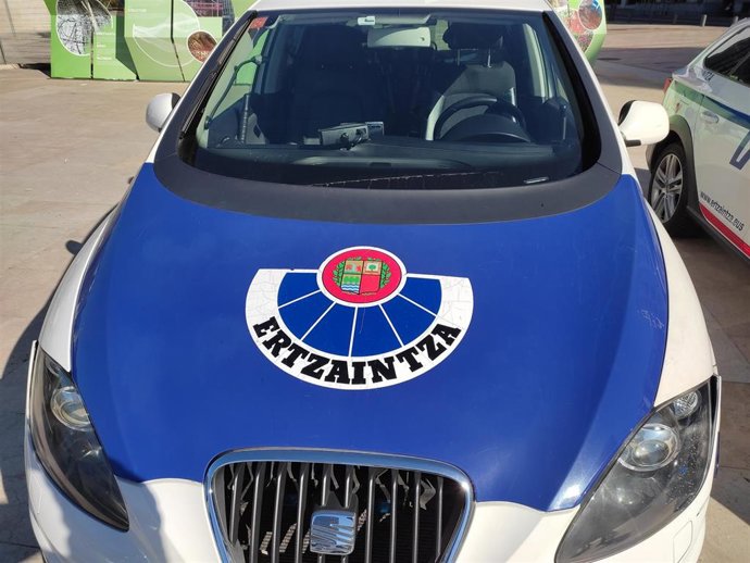 Archivo - Vehículo de la Ertzaintza