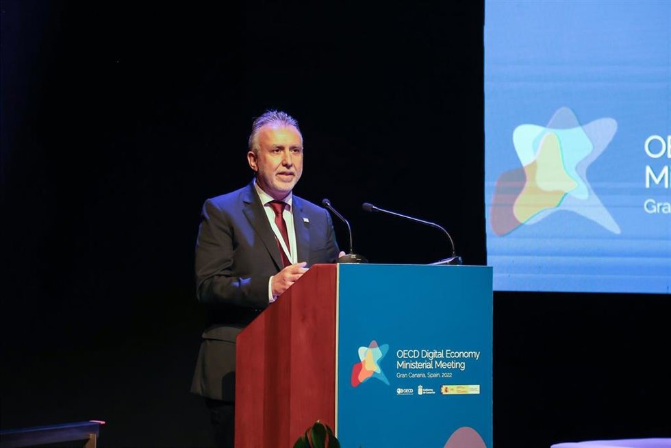 El presidente de Canarias, Ángel Víctor Torres