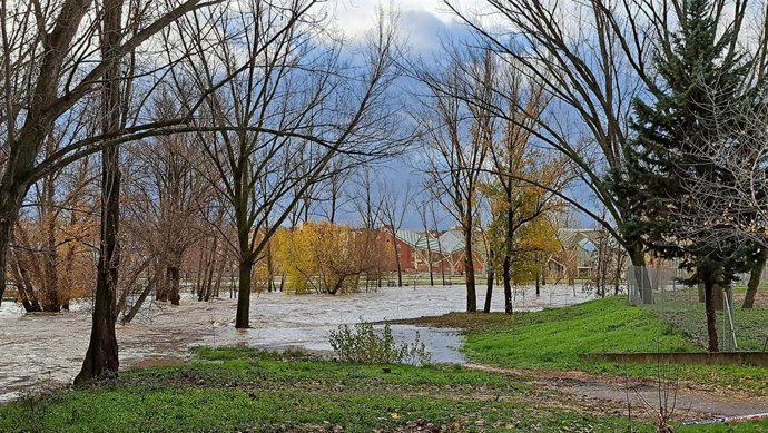 Ríos desbordados a su paso por Cuenca.