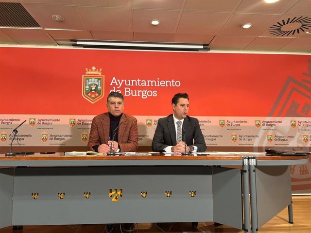 El vicealcalde de Burgos, Vicente Marañón, y el alcalde Daniel de la Rosa.