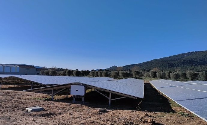 Alterna Energía construye una instalación fotovoltaica de 2,2 MW para Mahle en Cataluña