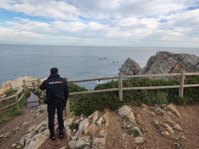 Búsqueda de la mujer desaparecida, Sandra Bermejo, en el Cabo de Peñas. 
