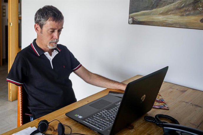 Archivo - Trabajdor con discapacidad