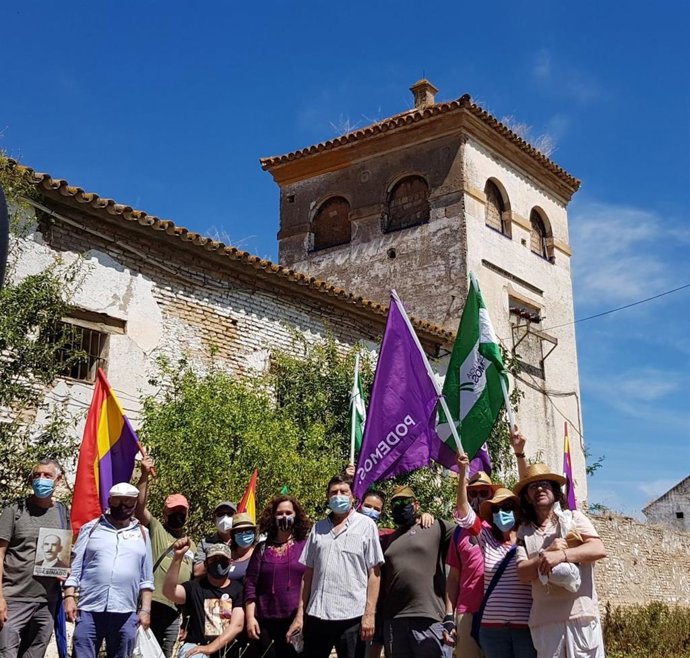 Archivo - Marcha hacia el cortijo de Gambogaz en Camas (Sevilla)