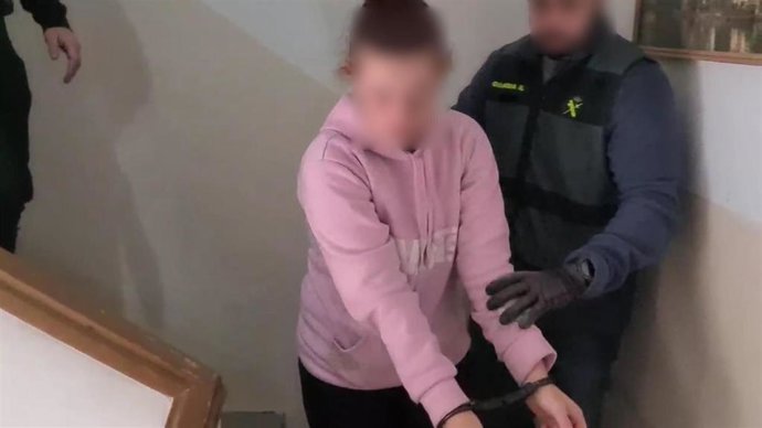 Detenida una joven de 28 años como quinta persona implicada en el asalto violento a una vivienda de Entrena en octubre