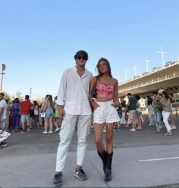 Dos jóvenes sevillanos que estudian en Estados Unidos lanzan Sonderstories, una marca de ropa oversize y unisex.