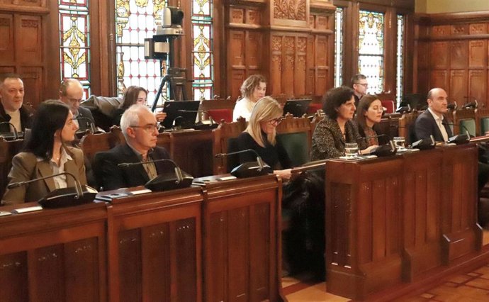 Berta Piñán en la Junta General.