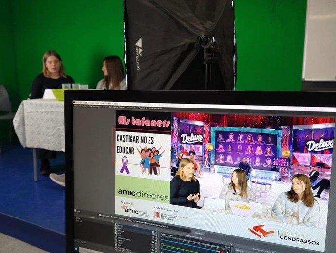 Proceso creativo en directo del grupo Els Tafaners de l'INS Cendrassos