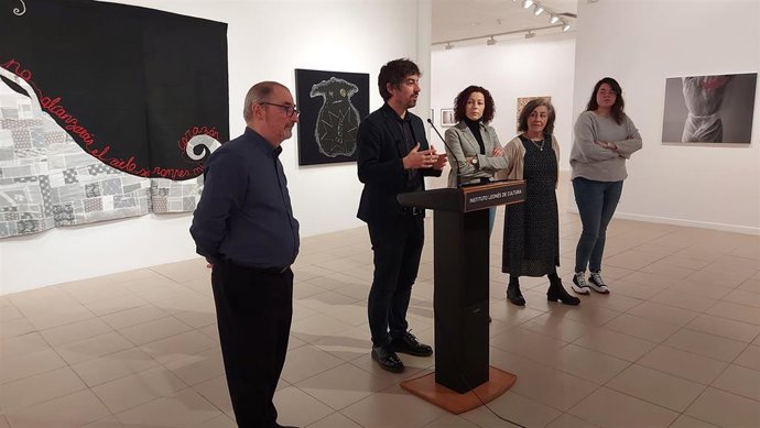 Una imagen de la presentación de la muestra titulada 'Violencia de género y derivas'.