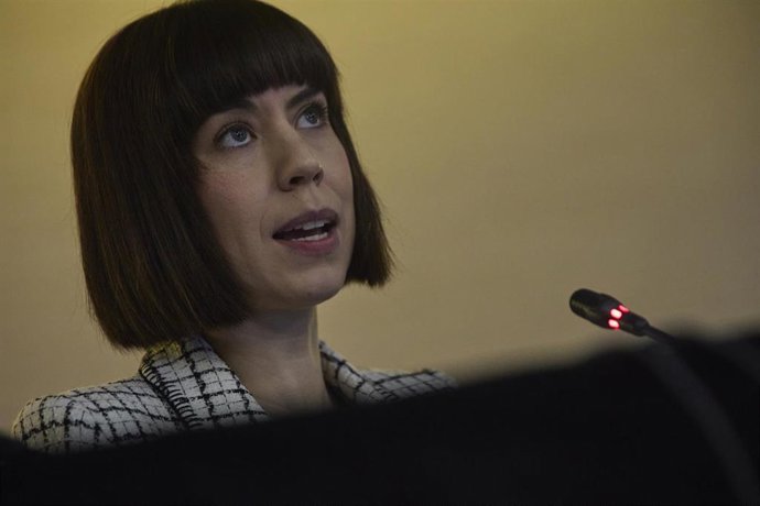 La ministra de Ciencia e Innovación de España, Diana Morant, interviene sobre La política de innovación en España: Retos y oportunidades en el Comité de Economía y Seguridad, en el Hotel Meliá Castilla, a 20 de noviembre de 2022, en Madrid