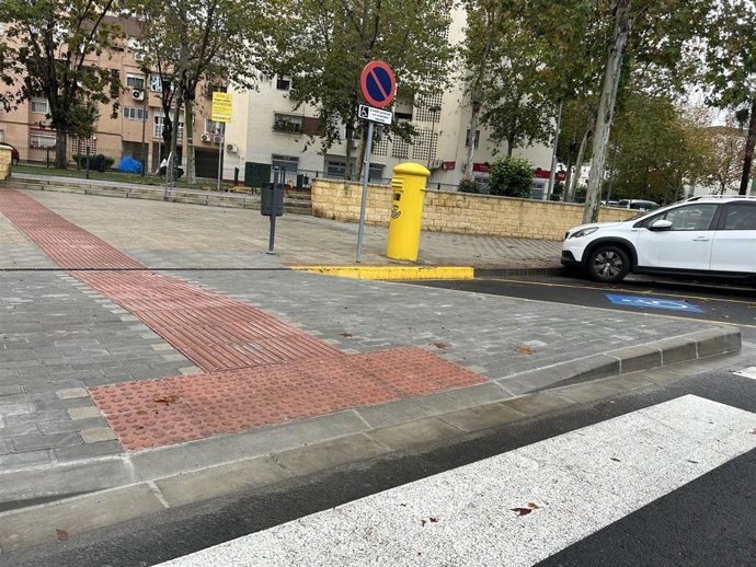 Mejoras de accesibilidad realizadas por el Ayuntamiento de Dos Hermanas, en Sevilla.