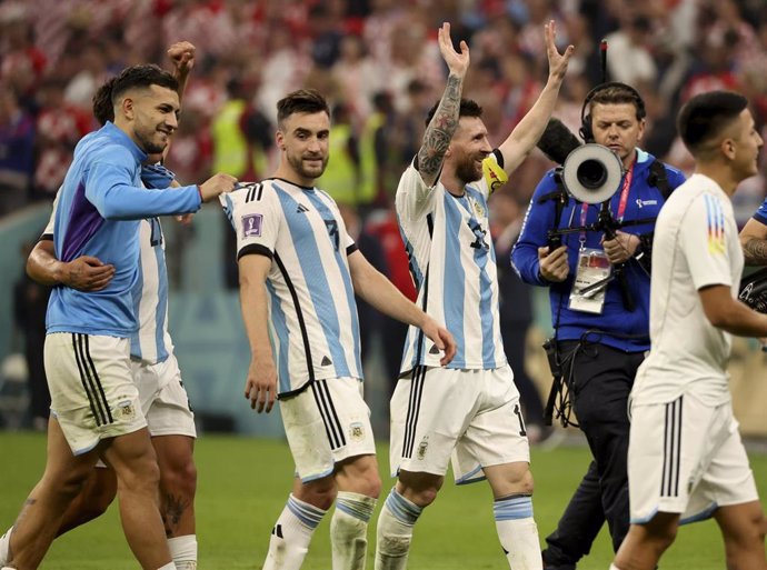 Celebraciones de la selección argentina de fútbol tras su partido contra Croacia