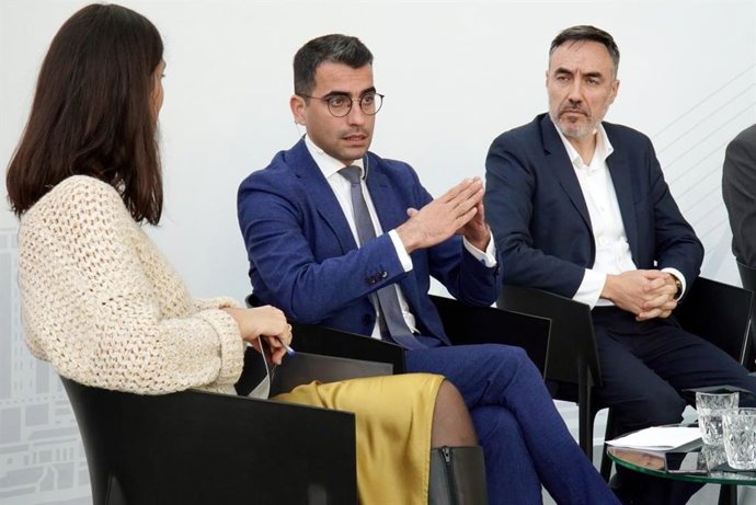 El conseller de Fondos Europeos, Universidad y Cultura, Miquel Company, en un momento de la cumbre Comunidad Valenciana-Baleares.