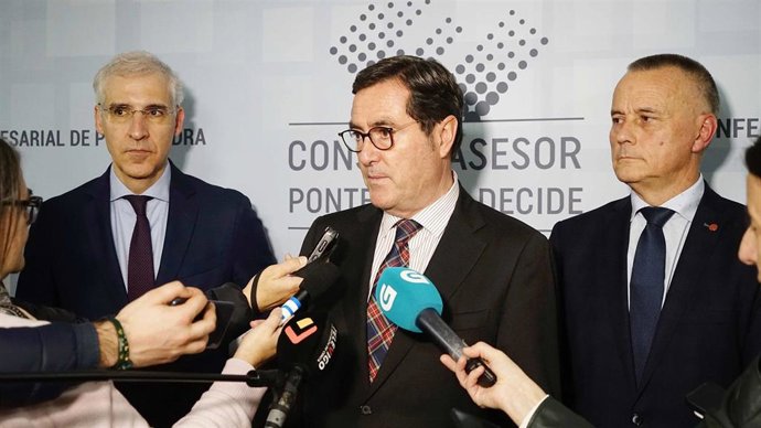 Garamendi cuestiona las previsiones de crecimiento del Gobierno y asegura "no tener datos" sobre la negociación del SMI.