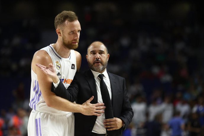 Archivo - Chus Mateo y Dzanan Musa, Real Madrid