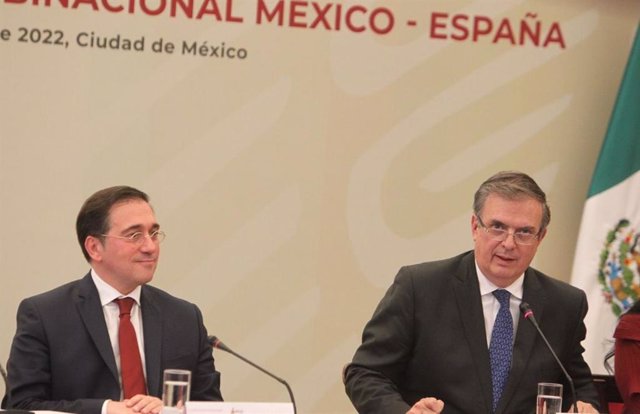 El ministro de Asuntos Exteriores, José Manuel Albares, con su homólogo mexicano Marcelo Ebrard en la la XIII Reunión de la Comisión Binacional México - España
