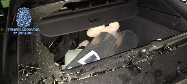 Abandonan a un bebé de tres meses en el interior de un coche en el distrito Centro de Madrid.