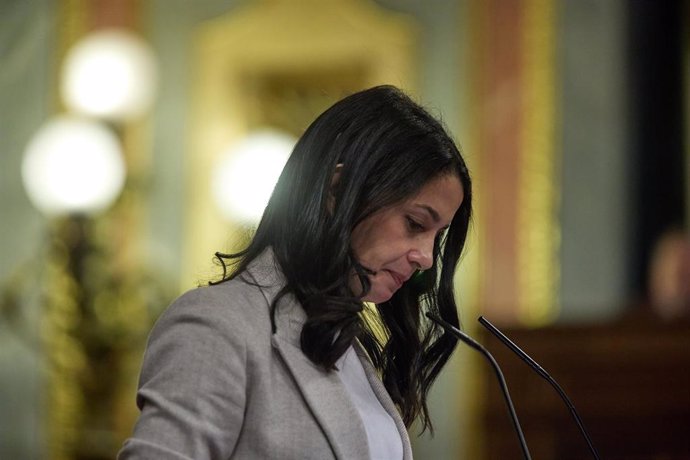 La presidenta de Ciudadanos, Inés Arrimadas, en una sesión plenaria, en el Congreso de los Diputados, a 15 de diciembre de 2022, en Madrid (España).