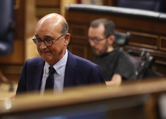 Archivo - El diputado del PNV, Mikel Legarda