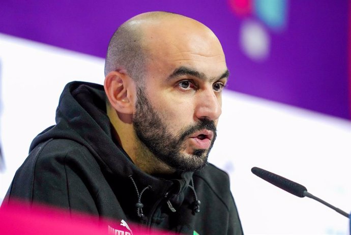 13 December 2022, Qatar, Doha: Morocco manager Walid Regragui speaks during a press conference for the Moroccan national soccer team at the Main Media Centre ahead of Wednesday's FIFA World Cup Qatar 2022 semifinal soccer match against France. Photo: Ni