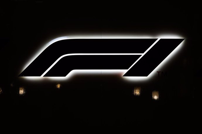 F1 logo during the Formula 1 Etihad Airways Abu Dhabi Grand Prix 2022, 22nd round of the 2022 FIA Formula One World Championship from November 18 to 20, 2022 on the Yas Marina Circuit, in Yas Island, Abu Dhabi - Photo Florent Gooden / DPPI