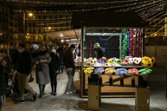 Archivo - Imagen de la Feria de Navidad de Pamplona.