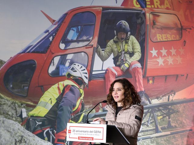 La presidenta de la Comunidad de Madrid, Isabel Díaz Ayuso, interviene en la celebración por el XXV aniversario de la creación del Grupo Especial de Rescate en Altura (GERA)