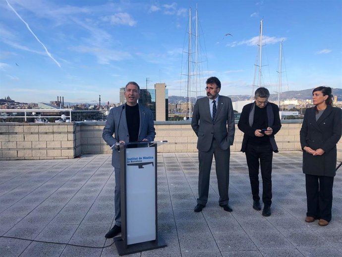 Rueda de prensa de la presentación de la nueva sede, con el conseller Josep Gonzlez-Cambray, el presidente del Puerto de Barcelona, Lluís Salvadó, el concejal Jordi Martí, y la directora del Institut, Mireia Latre