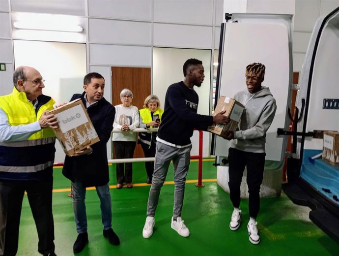 Luis Crovetto, Xabier sagredo, Iñaki Williams y Nico Williams