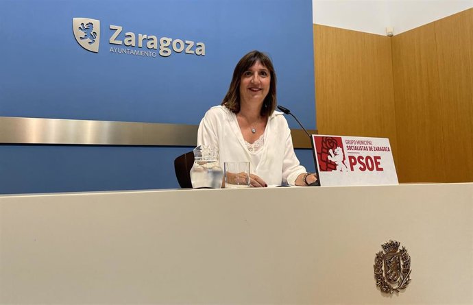 Archivo - La portavoz municipal del PSOE en el Ayuntamiento de Zaragoza, Lola Ranera.