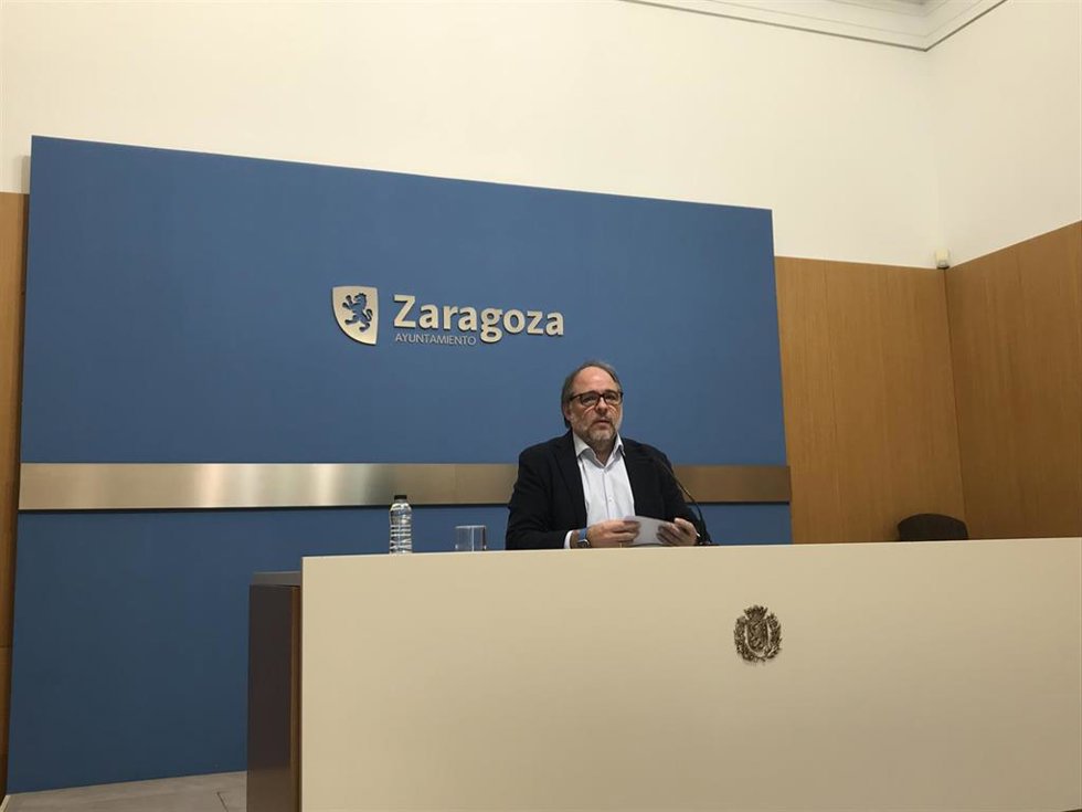 El concejal delegado de Personal del Ayuntamiento de Zaragoza, Alfonso Mendoza.
