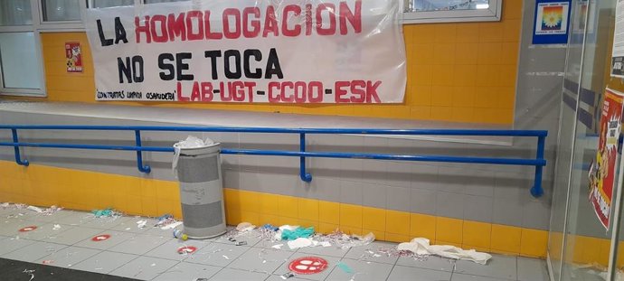 Huelga de trabajadoras de Limpieza de Osakidetza.