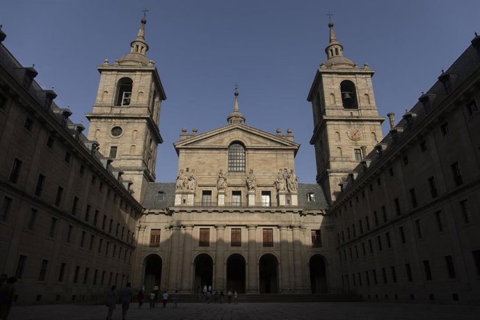Archivo - Fachada de la Basílica del Monasterio de San Lorenzo de El Escorial