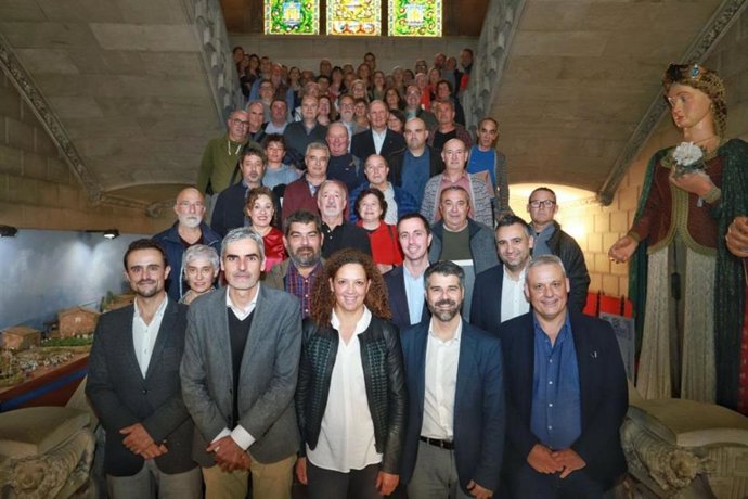 Acto de homenaje a los 122 empleados del Consell que cumplen 25 años en la institución o se jubilan ahora.