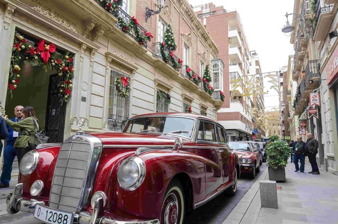 La ruta de vehículos antiguos pasará por Adra (Almería).