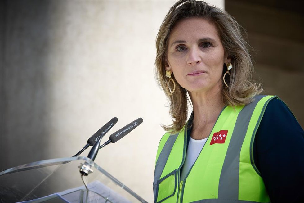 Archivo - La consejera de Medio Ambiente, Vivienda y Agricultura de la Comunidad de Madrid, Paloma Martín,  interviene durante la visita a la obra con la que se inicia la construcción del proyecto Madrid Nuevo Norte, en Vía 14 de la Estación Madrid Cham