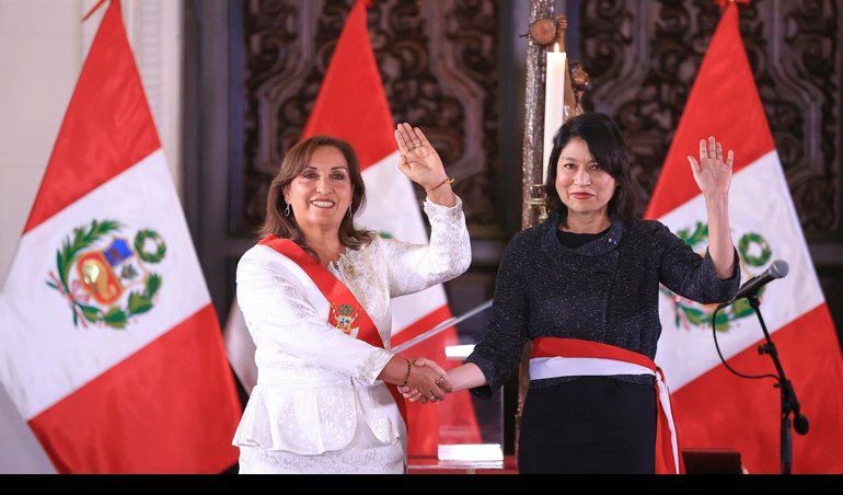Política